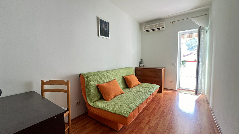 Apartment mit zwei Schlafzimmern in Budva